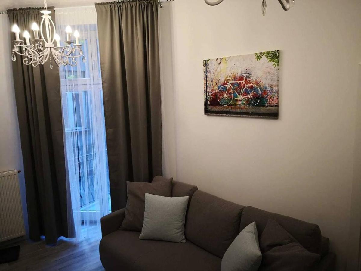 Z-1 Krakow Old Town O&P Apartfamily Exterior photo